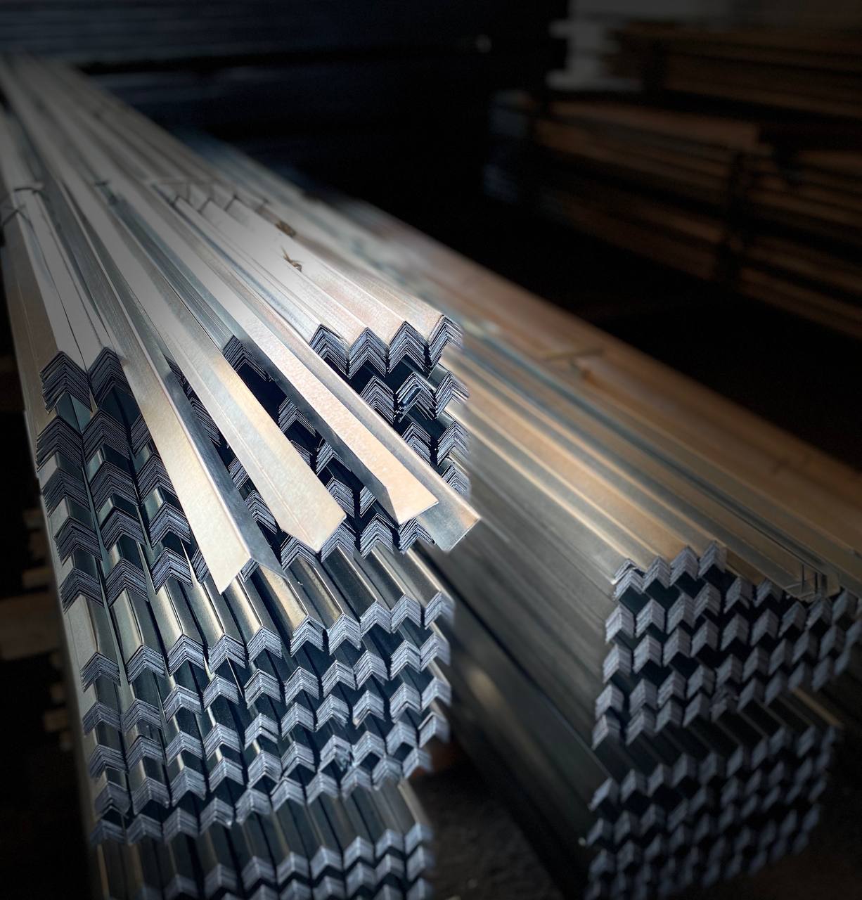 آراد پروفیل