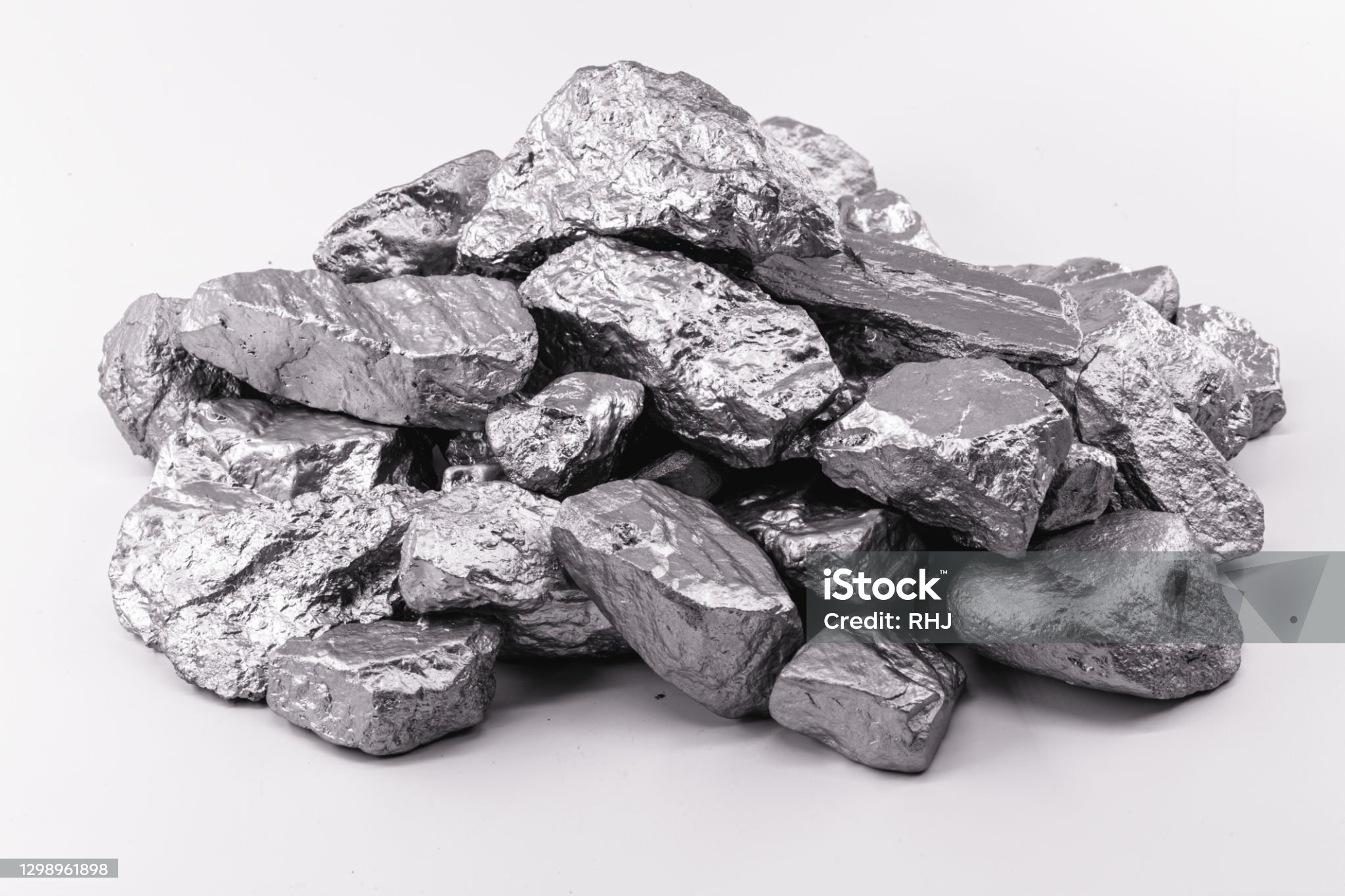 آراد پروفیل